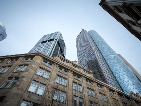 Immobilier d’entreprise : ces taxes qui touchent les bureaux, commerces et entrepôts